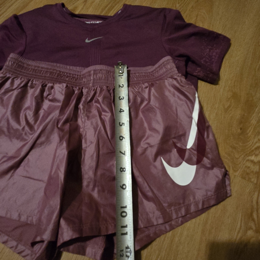 Nike Purple Athletic Set - Picture 12 of 16